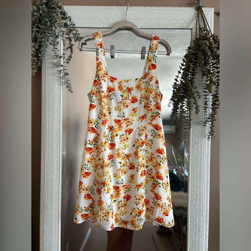Lulu’s Day Date floral tie back dress